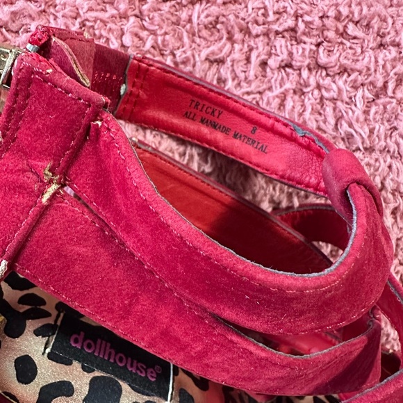 Women’s Heels - Picture 7 of 9